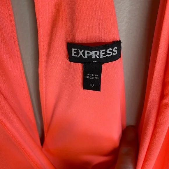 EXPRESS bright orange v cut romper - Picture 4 of 5